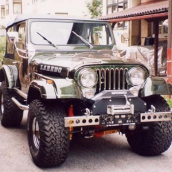 Jeep CJ7 V8